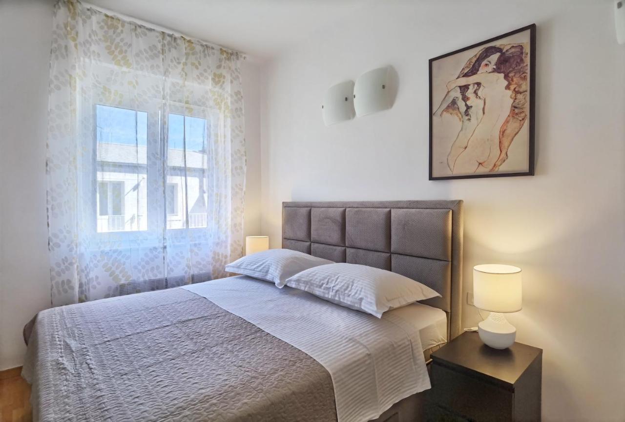 City Center Apartment Soldic Split Eksteriør billede