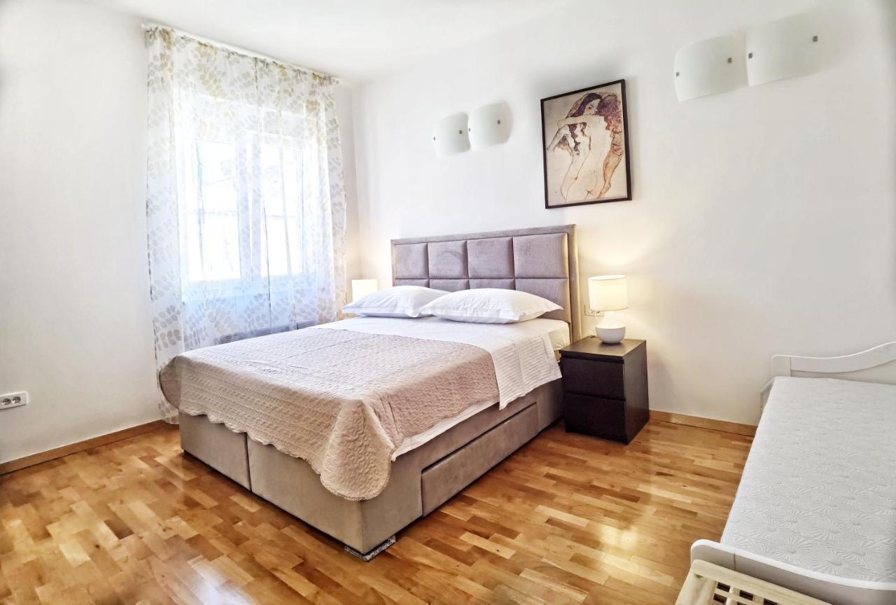 City Center Apartment Soldic Split Eksteriør billede